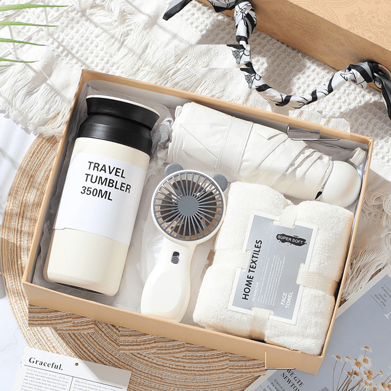 Gift Set- Bộ quà tặng 4 món - Bình giữ nhiệt, Dù cầm tay, Khăn tắm, Quạt